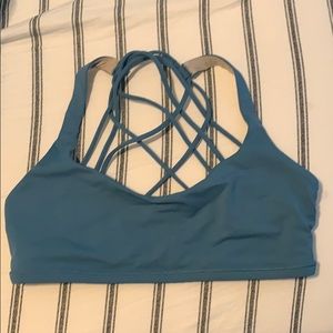 Lululemon bra Size 8